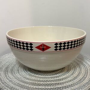 Coca Cola Gibson Black Diamond 9.5” Mixing Bowl